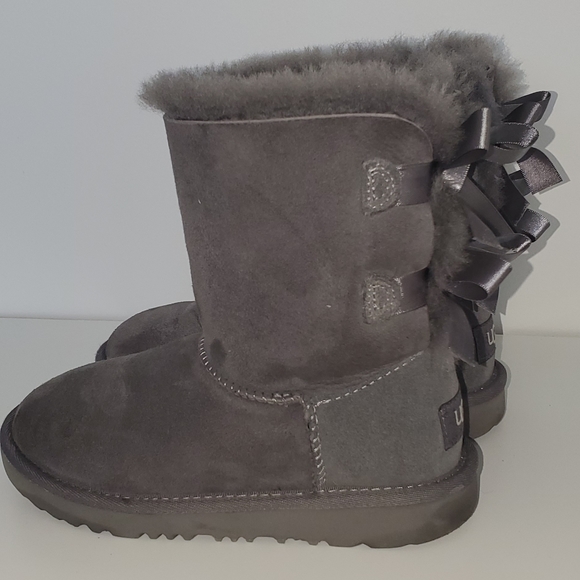 UGG Boots - Picture 4 of 4